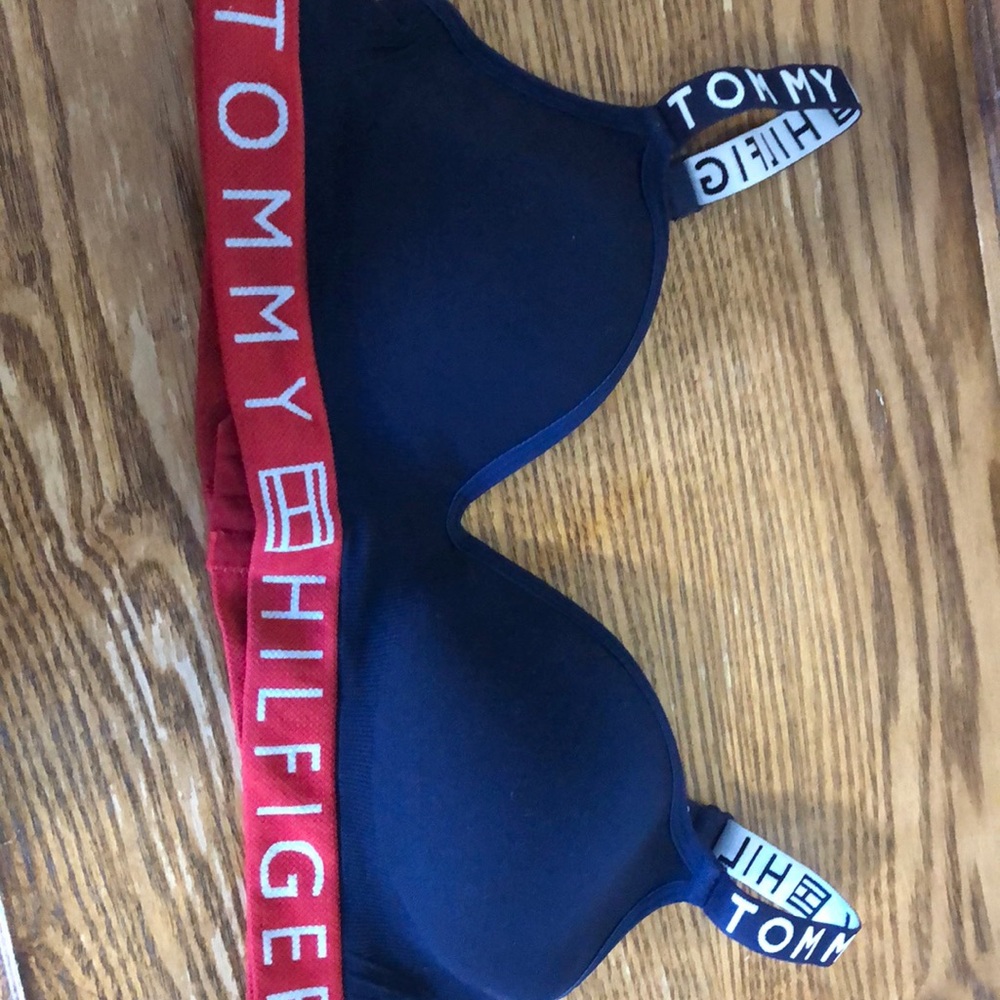 Tommy Hilfiger adjustable sports bra